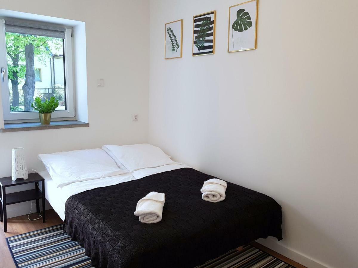 Apartamenty Metro Targowek Warsaw Exterior photo
